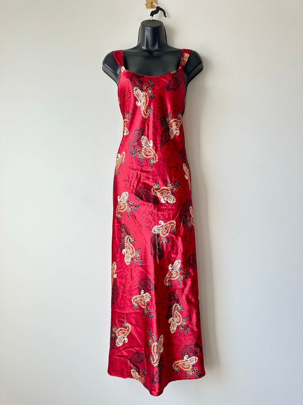 Vintage Jones New York Red Paisley Satin Maxi Slip Dress Lingerie Y2K Boho L